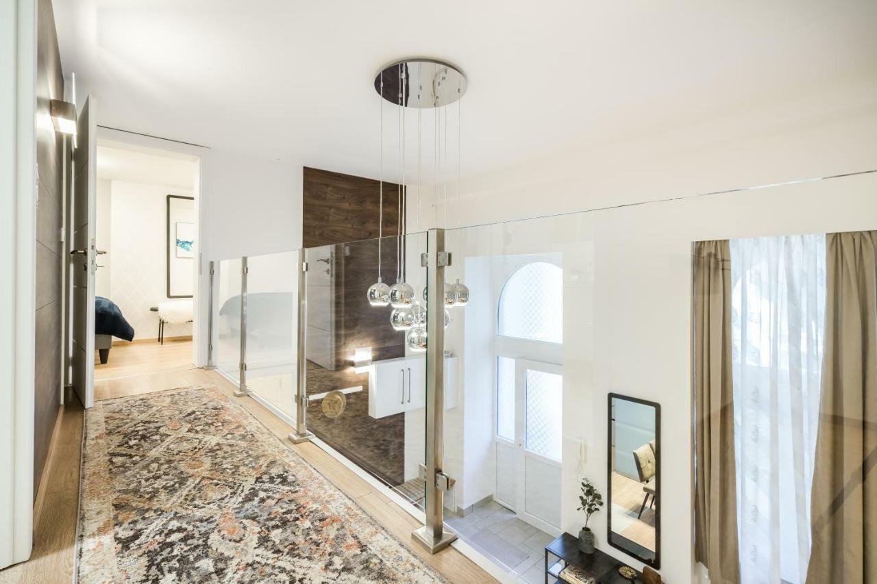 Bpr Luxurious & Stylish Duplex Home Budapest Bagian luar foto