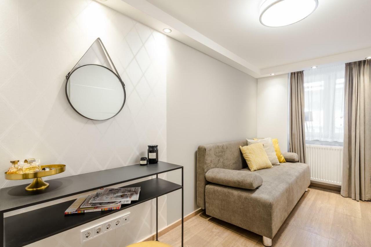 Bpr Luxurious & Stylish Duplex Home Budapest Bagian luar foto