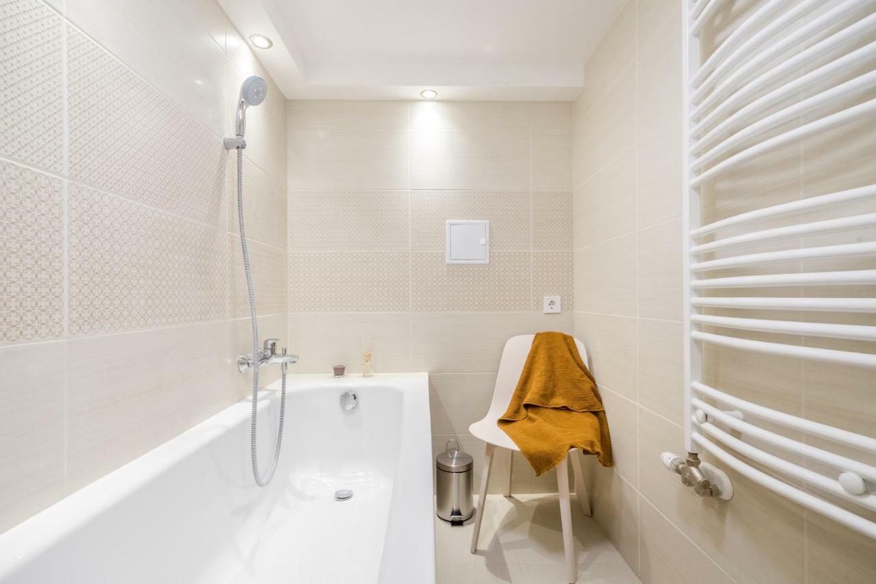 Bpr Luxurious & Stylish Duplex Home Budapest Bagian luar foto